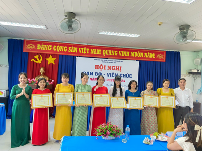 Trường Tiểu Học Hòa Phú tổ chức Hội Nghị Cán Bộ-Viên Chức năm học 2023-2024